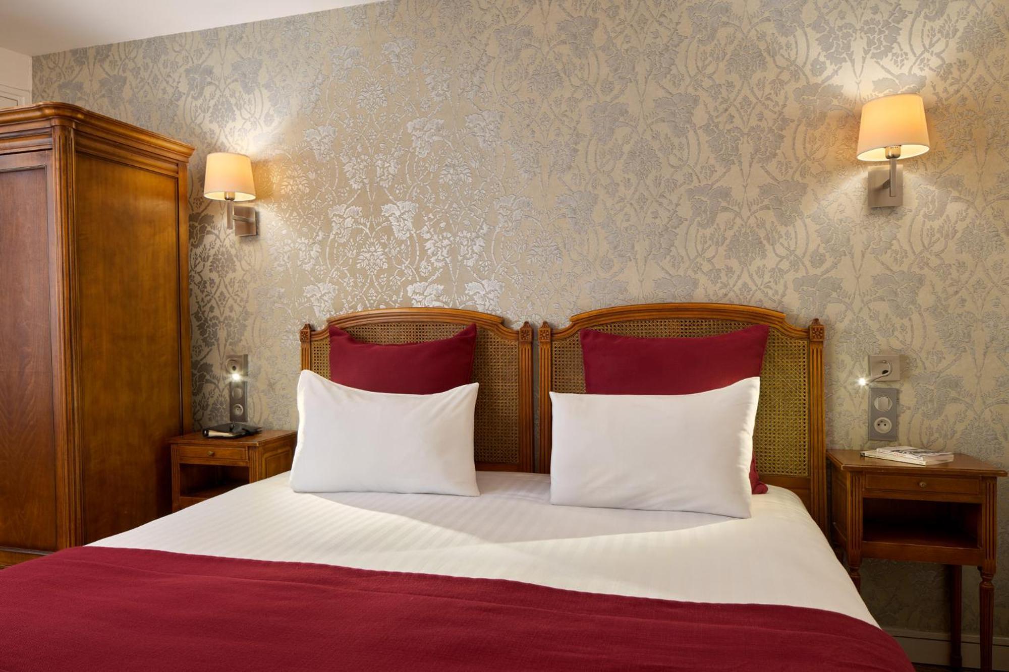 Timhotel Invalides Eiffel 3*